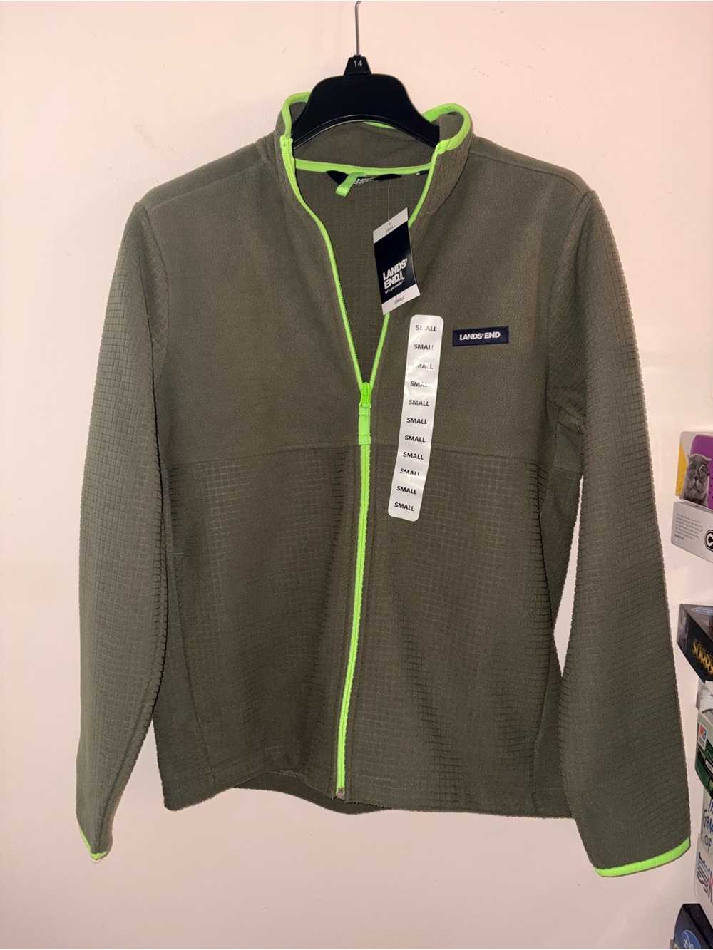 NWT Lands’ End size small men’s fleece jacket